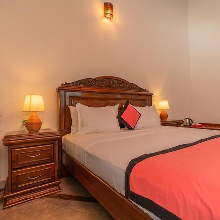 The Calm Of8 Hotel Unawatuna Buitenkant foto