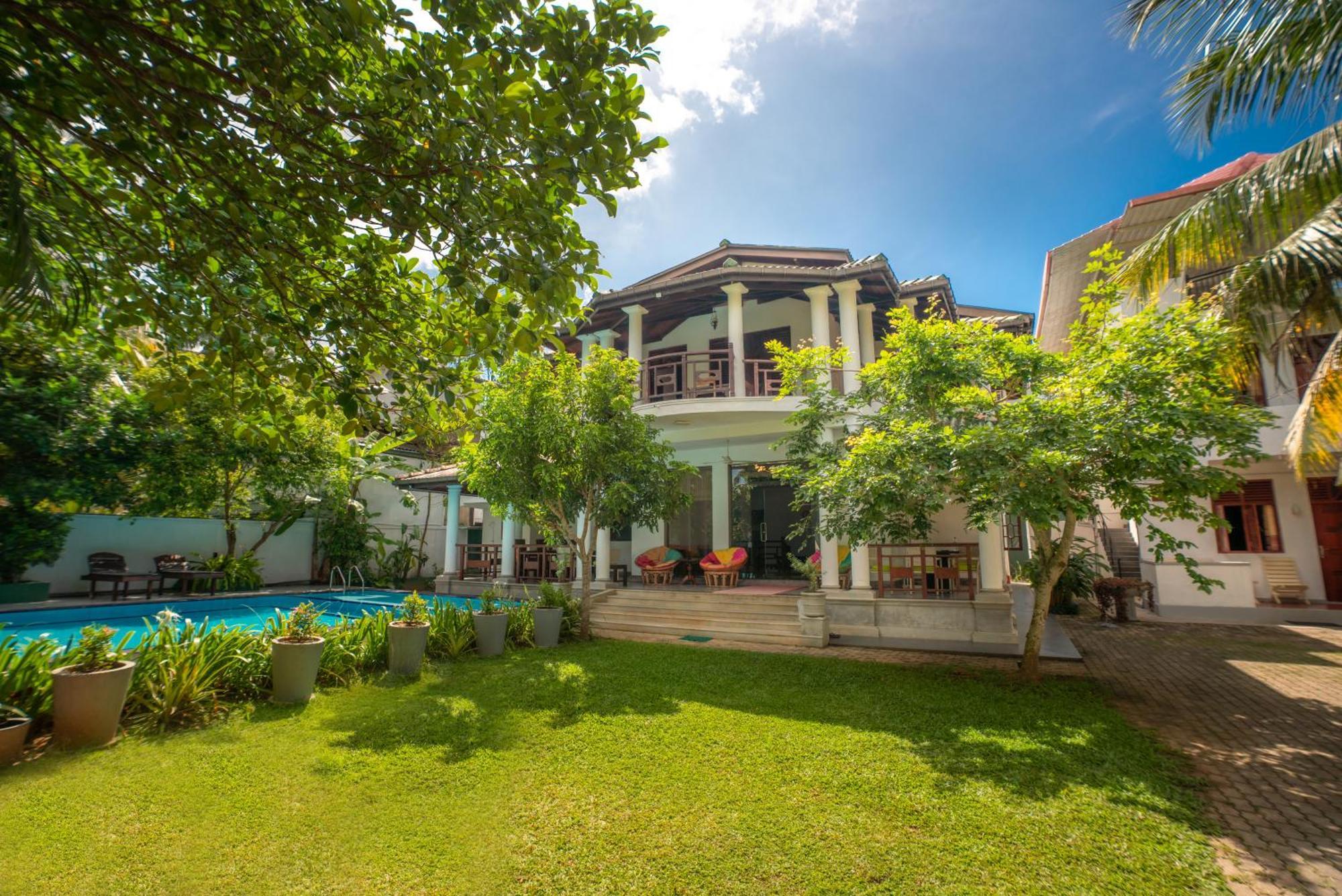 The Calm Of8 Hotel Unawatuna Buitenkant foto